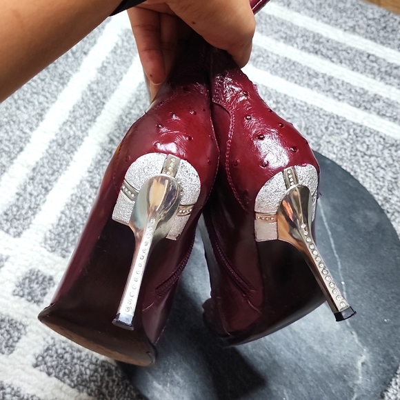 Leather maroon boots CUTE! - Picture 11 of 14